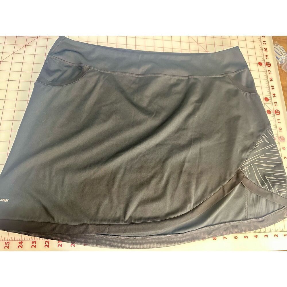 Pearl Izumi black athletic skirt size 3XL